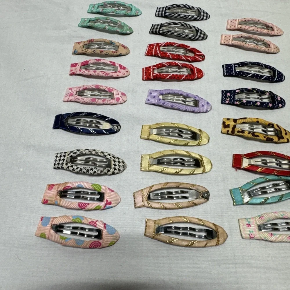 Lot of 26 hair clip Fabric covered Multi colored 2